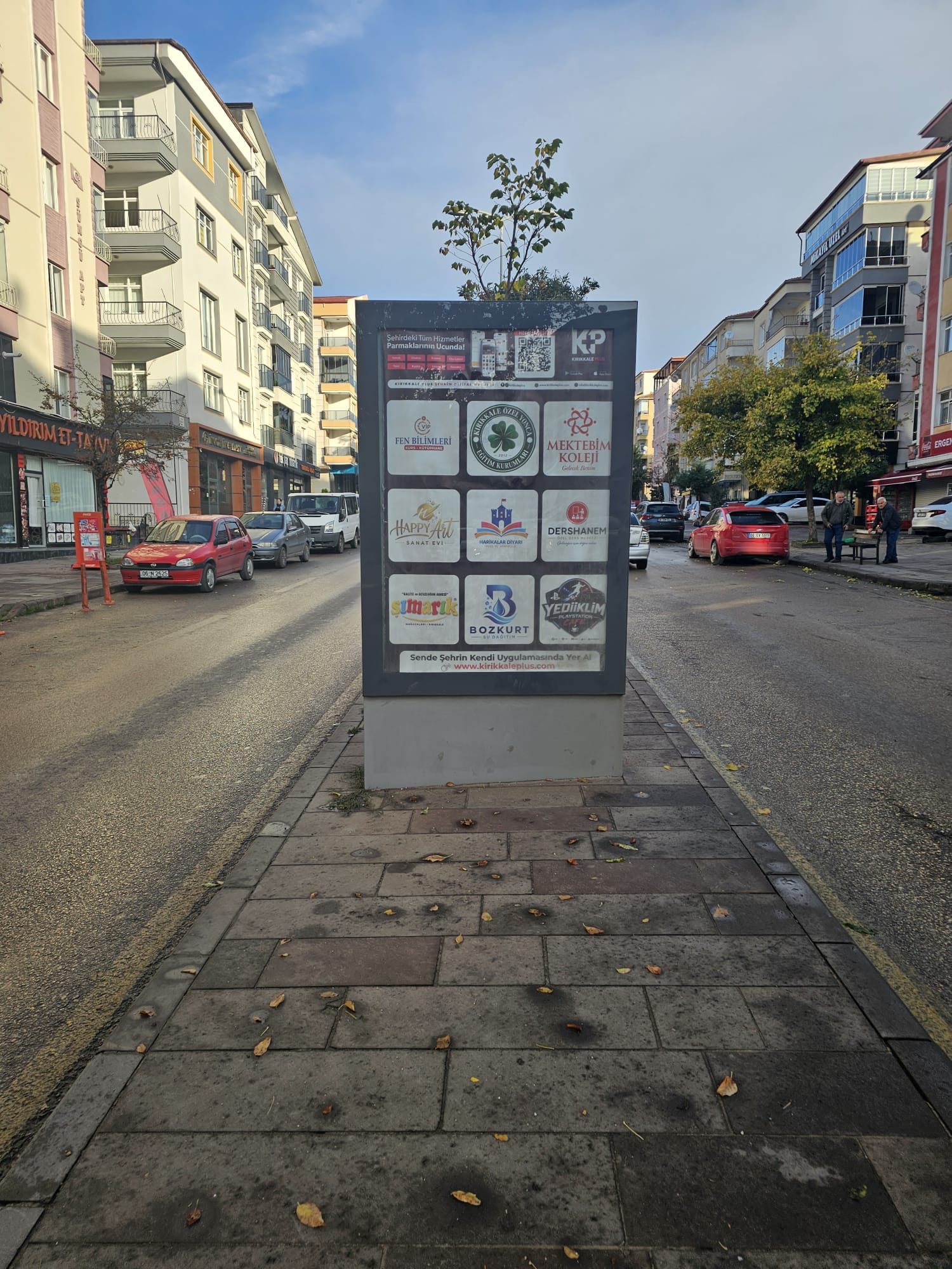 Karma 6 reklam panosu