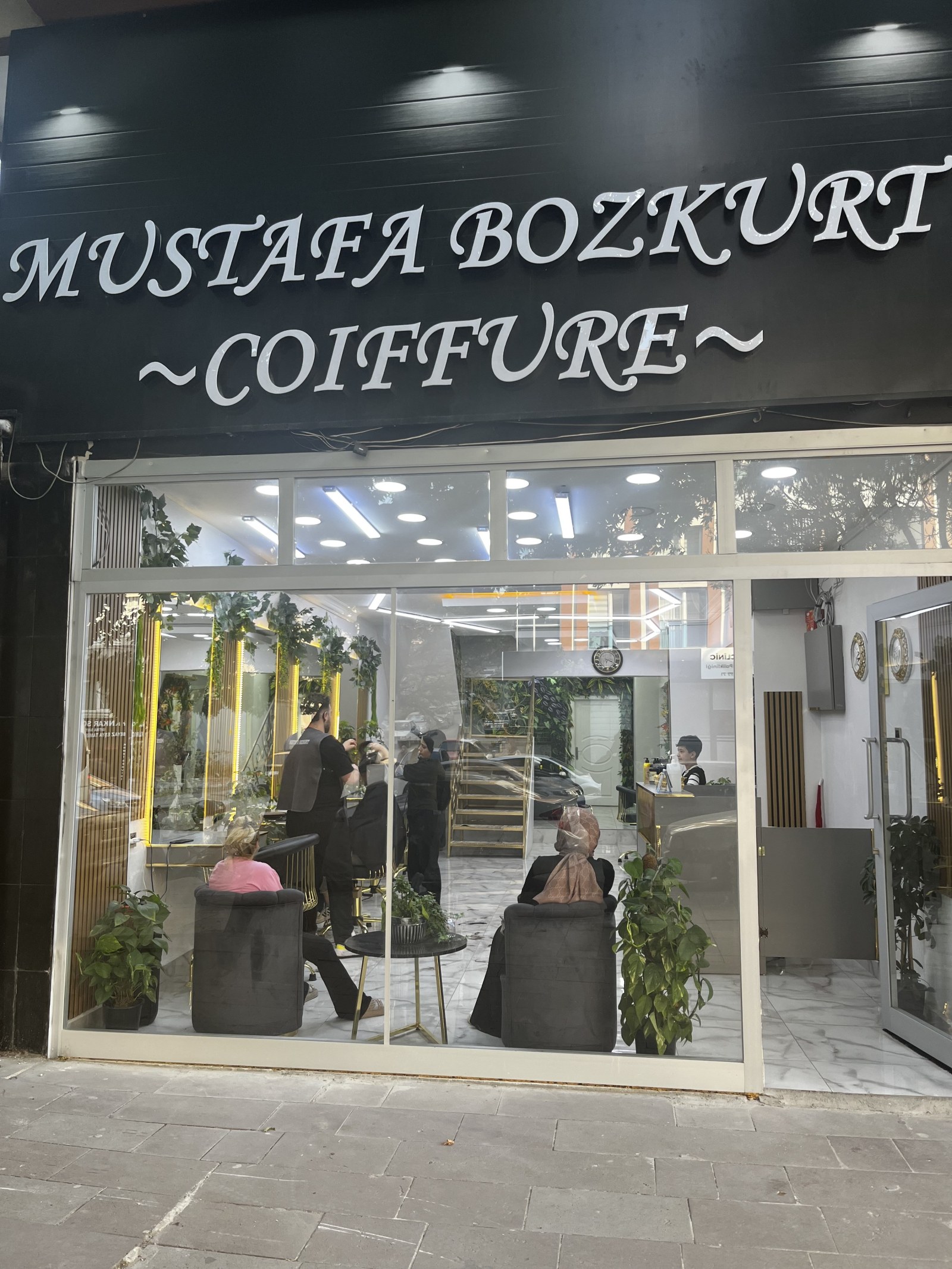 MUSTAFA BOZKURT COIFFURE — kapak görseli