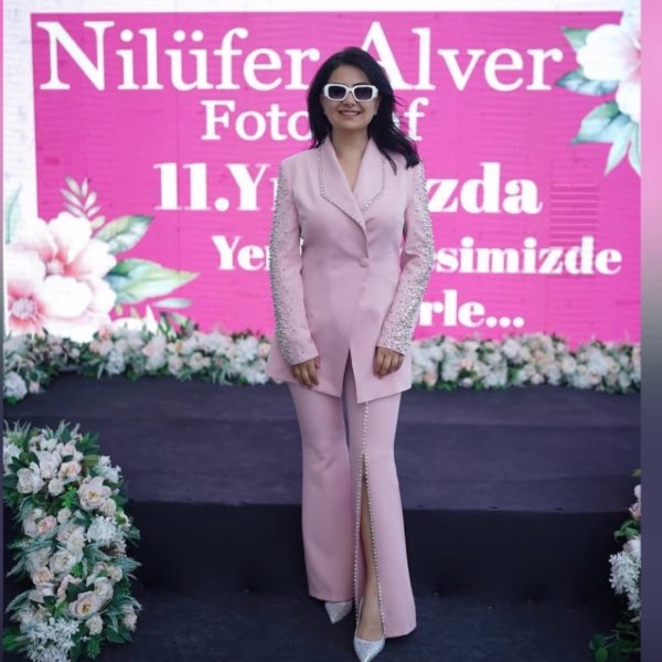 NİLÜFER ALVER FOTOGRAF