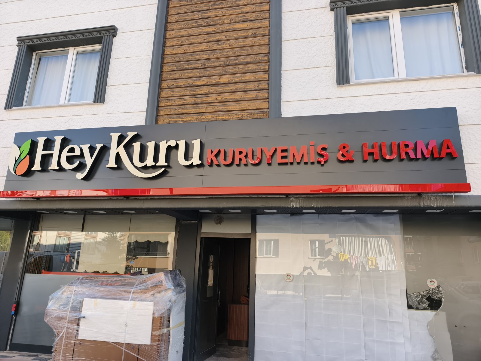 HEY KURUYEMİŞ — kapak görseli