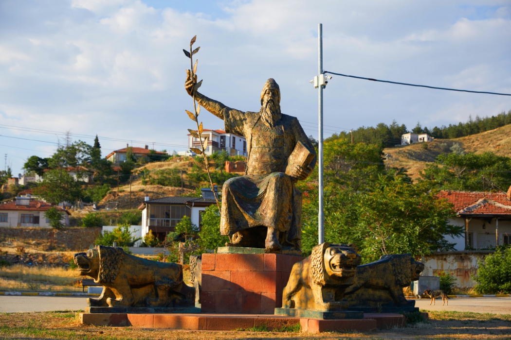 Hasandede Türbesi