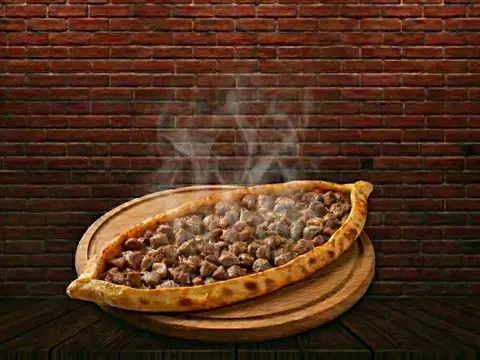 Kuşbaşılı Pide