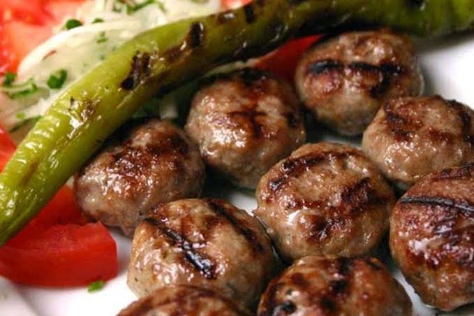 Izgara köfte (1 kg)