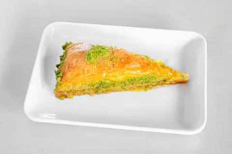 Fıstıklı Havuç Dilim Baklava
