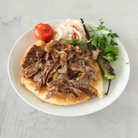 Pide Üstü Et Döner (100 gr.)