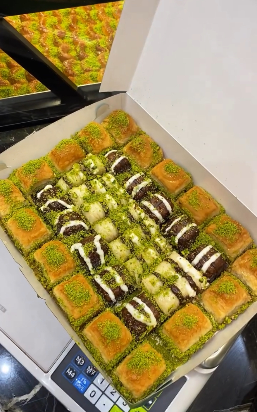 Fıstıklı Özel Karışık