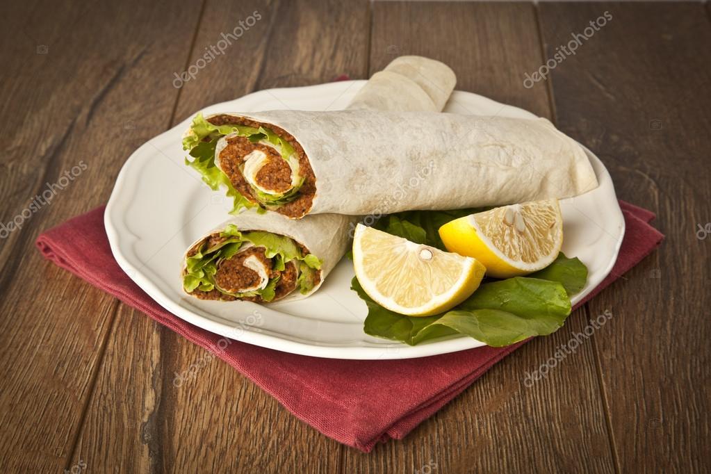 ÇİĞ KÖFTE DÜRÜM