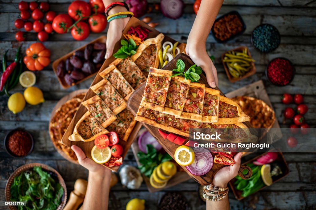 Kuşbaşılı Pide
