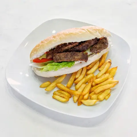 Tam Ekmek Arası Izgara Köfte