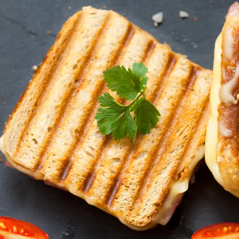 Riva Özel Tost