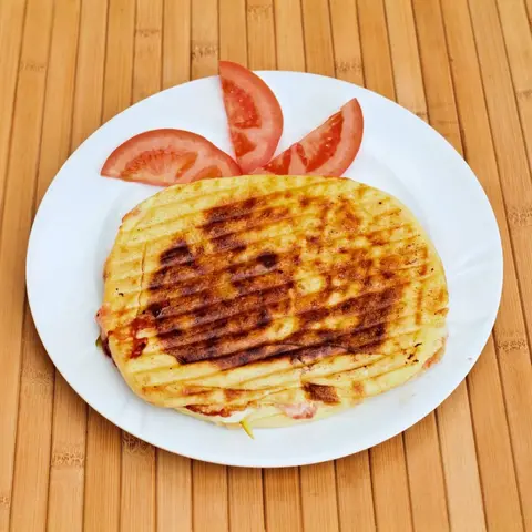 Lounge Bazlama Tost
