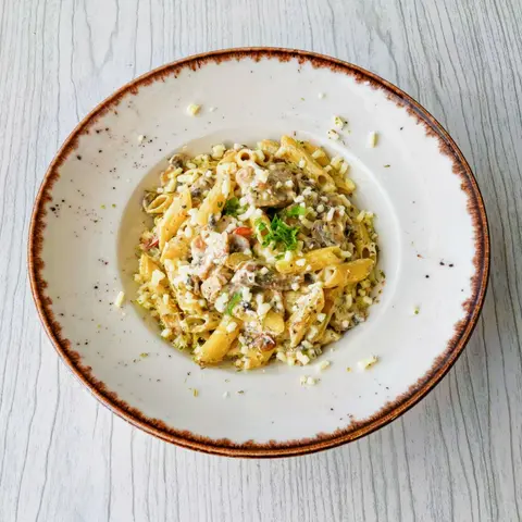 Peynirli Penne
