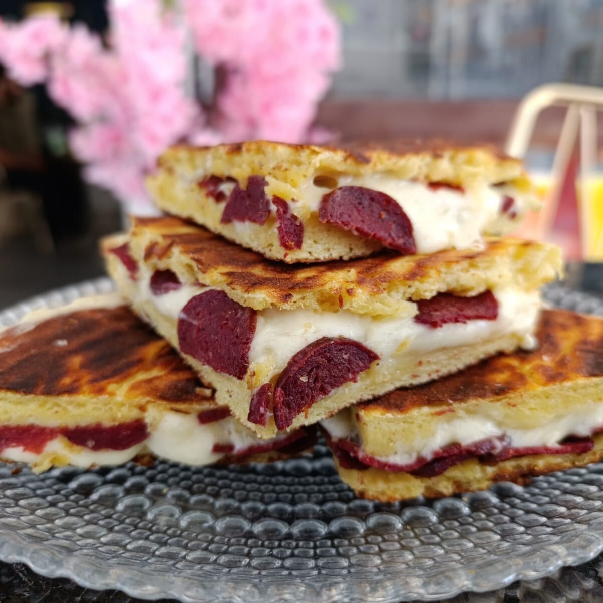 Tam Bazlama Tost Karışık (Normal)