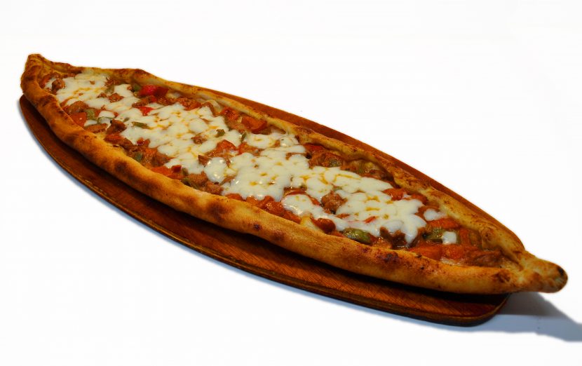 Kuşbaşı Kaşarlı Pide