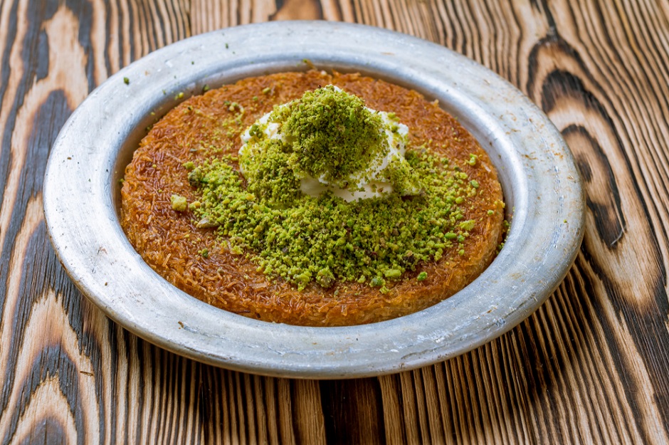 Peynirli Fıstıklı Künefe