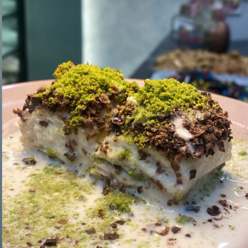 Fıstıklı Orjinal Çikolatalı Soğuk Baklava (1 kg)