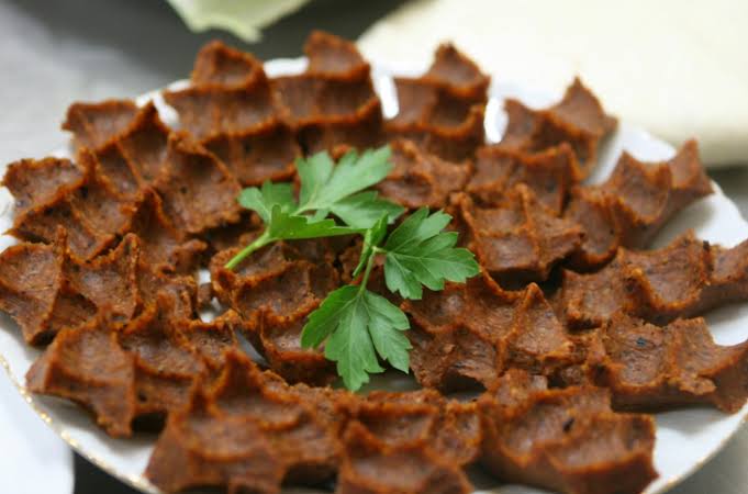 Çiğ köfte ( 1 kg)