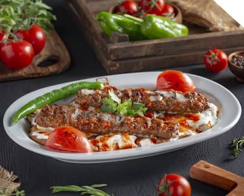 YOĞURTLU ADANA KEBABI
