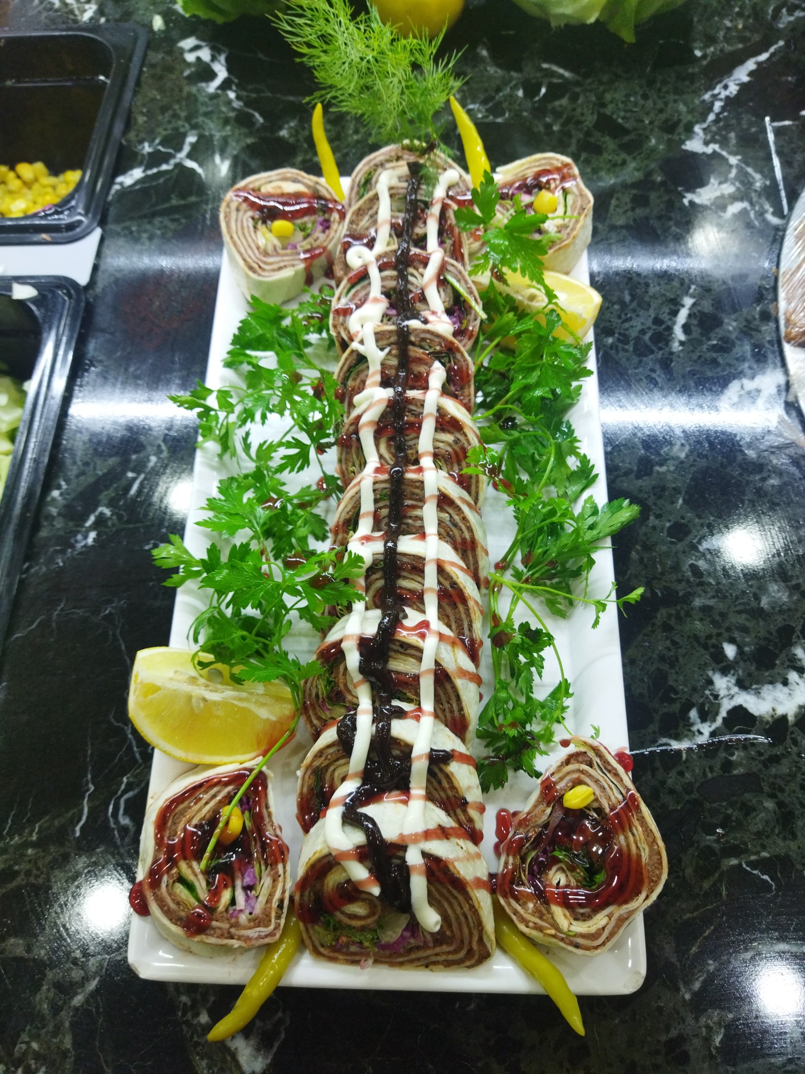 Çiğ köfte suşi