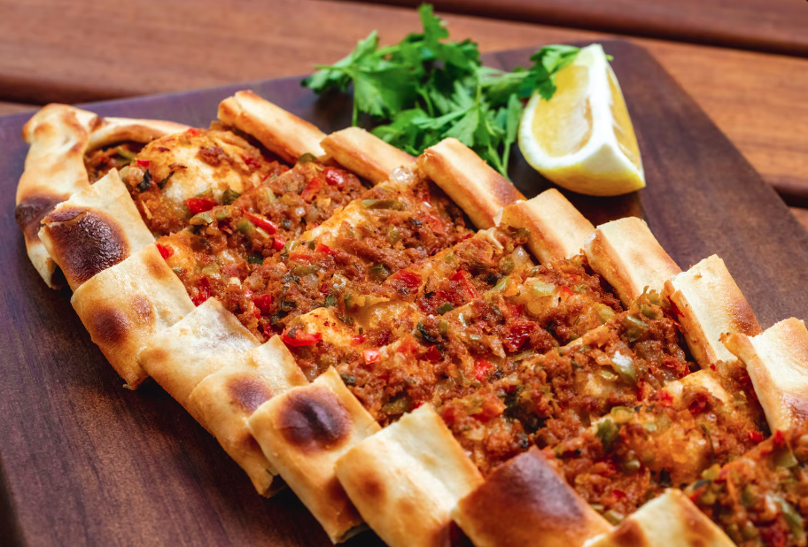 KIYMALI PİDE