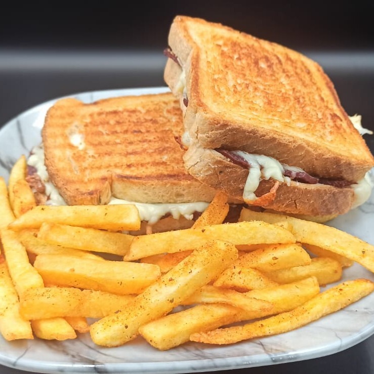 Kaşarlı Tost (2 dilim )