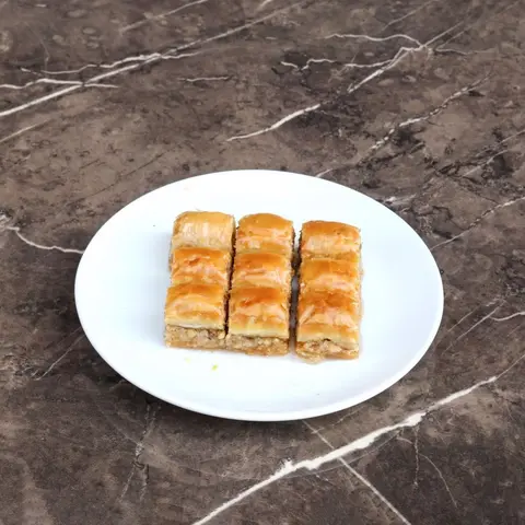 Cevizli Özel Baklava (500 gr.)