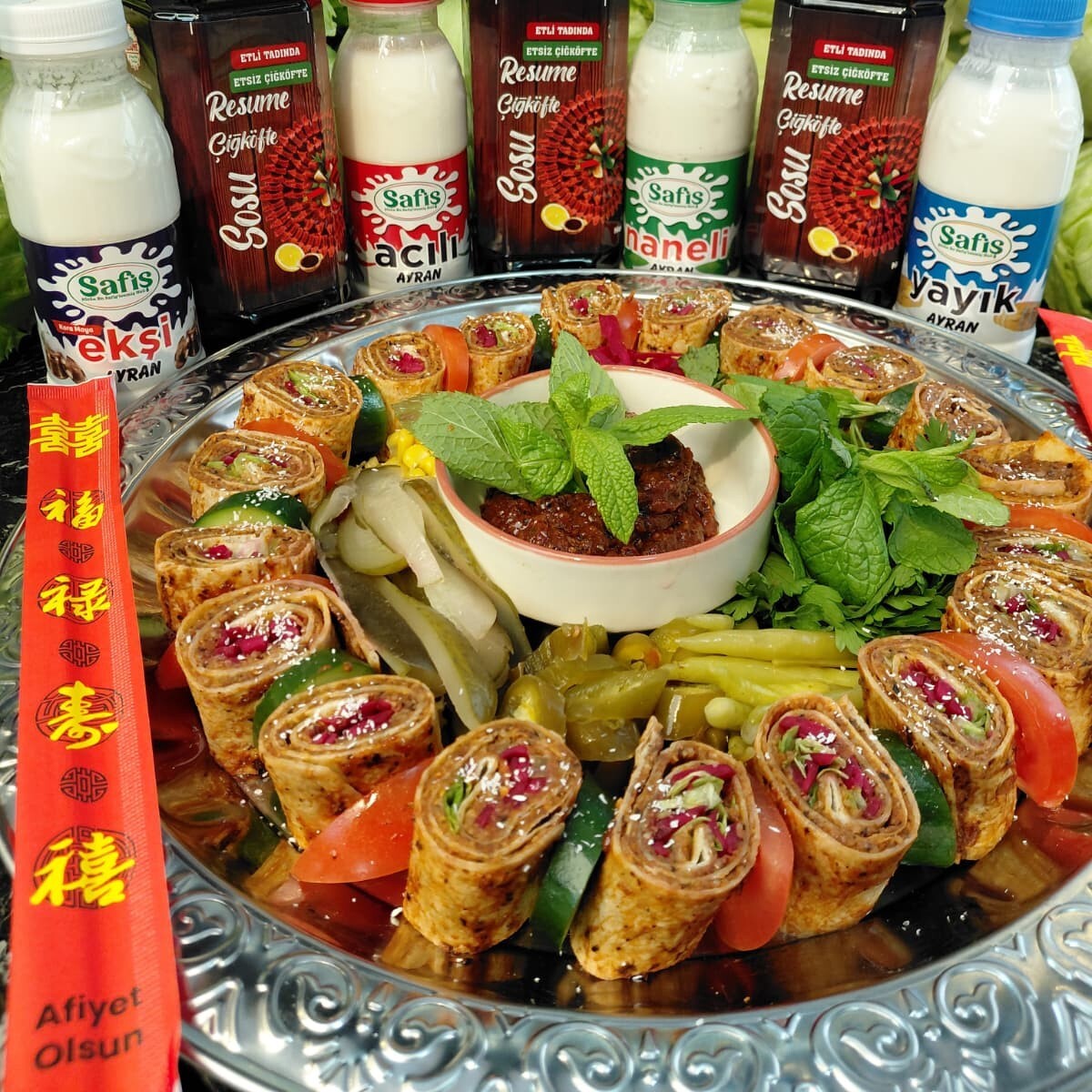 1 Porsiyon Sushi Yöresel Çiğ Köfte
