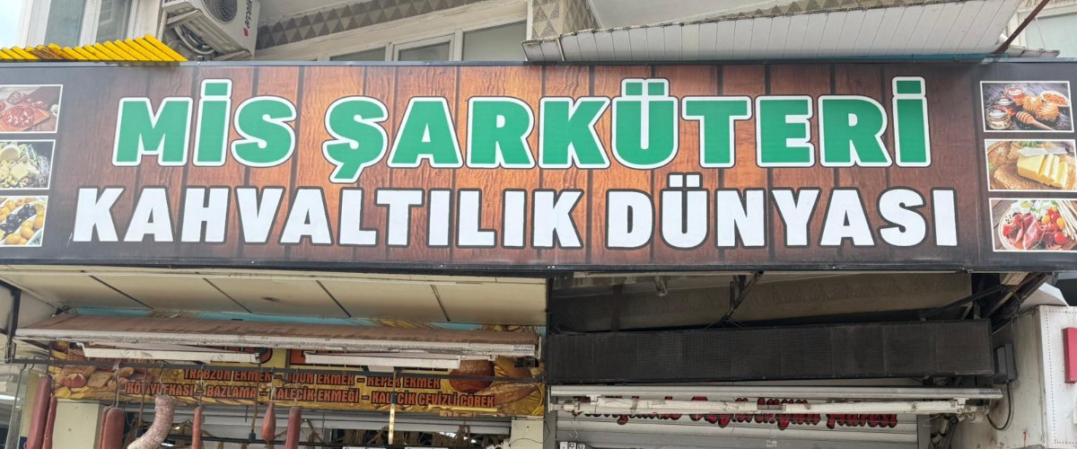 MİS SARKÜTERİ ÖZGÜR BALOĞLU