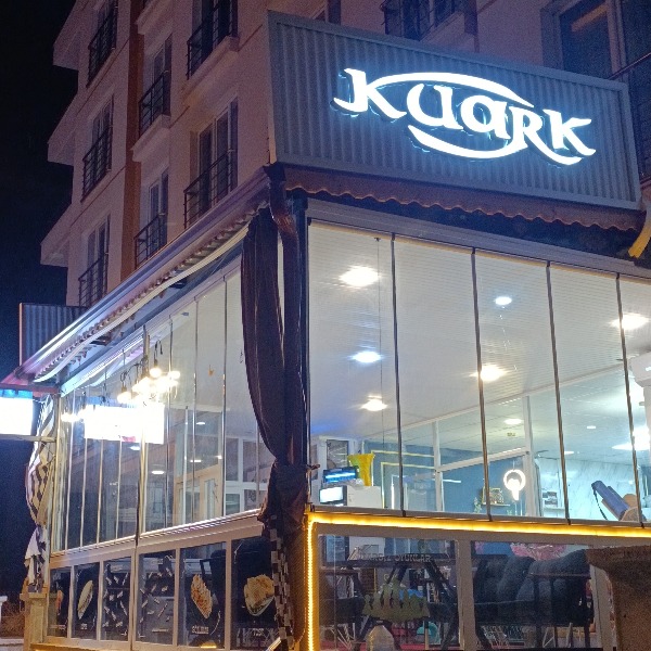 KUARK CAFE